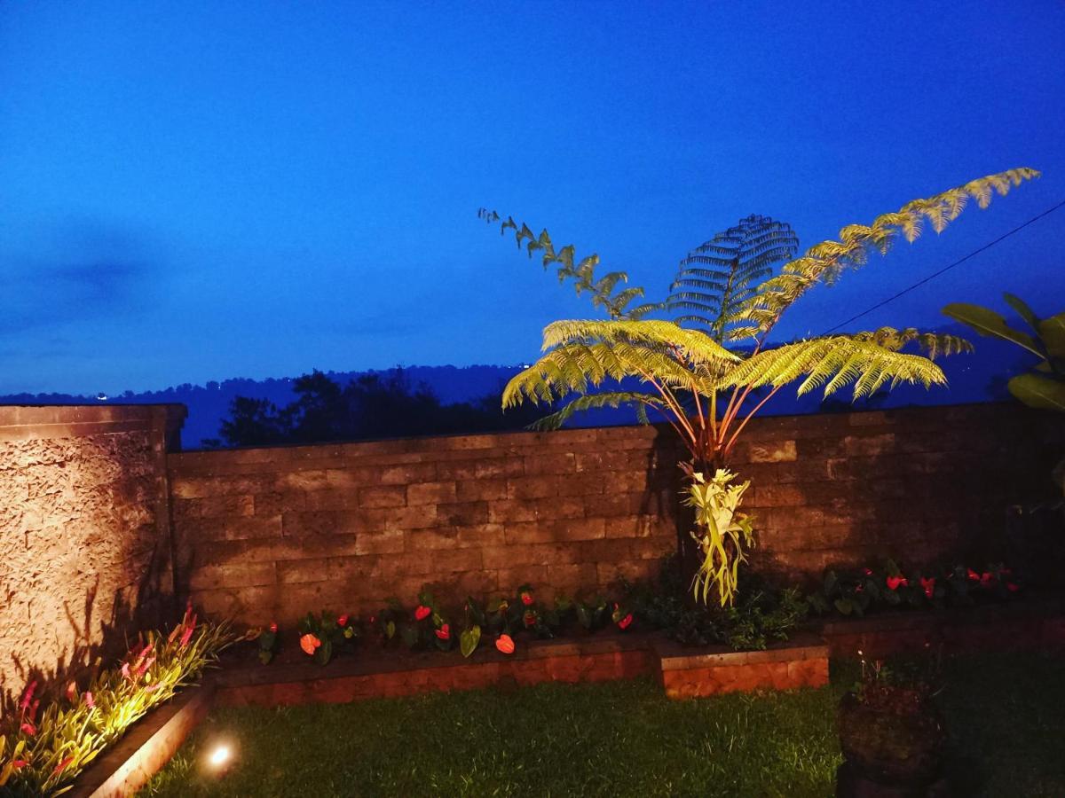 Buyan Lodge Lake View Villa Bedugul  Eksteriør bilde